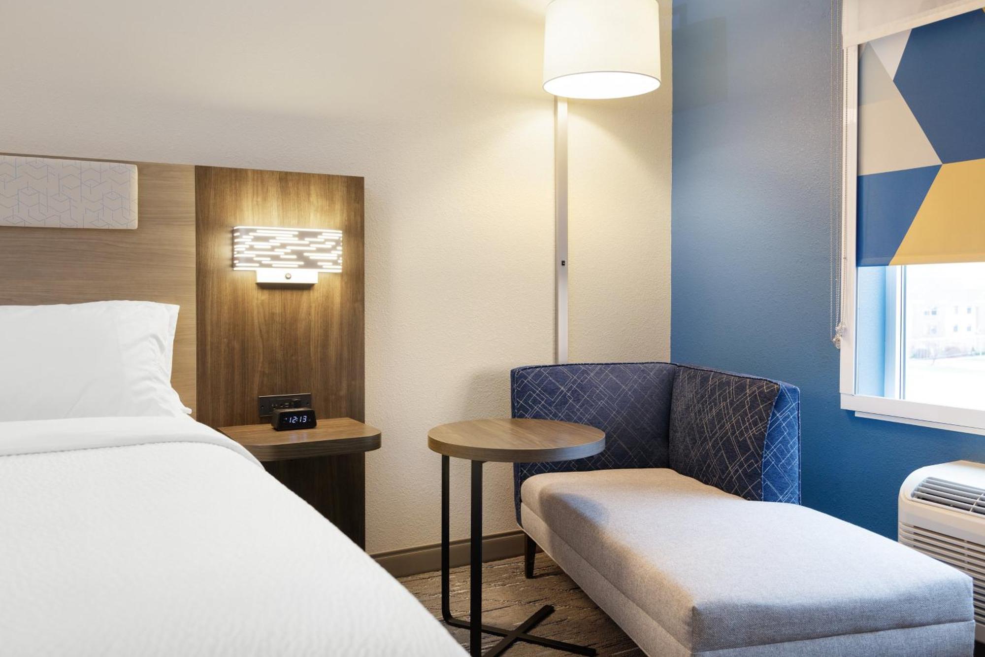 Holiday Inn Express Toledo North By Ihg Esterno foto
