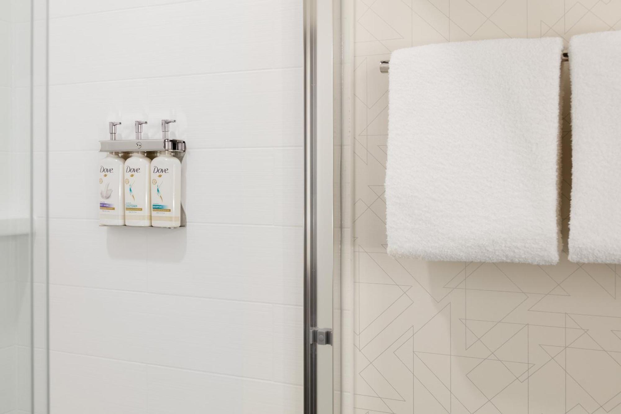 Holiday Inn Express Toledo North By Ihg Esterno foto