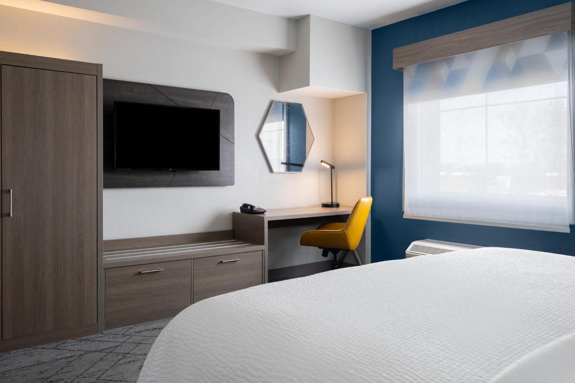 Holiday Inn Express Toledo North By Ihg Esterno foto