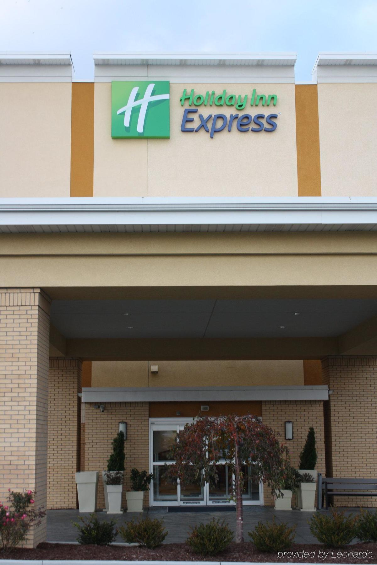 Holiday Inn Express Toledo North By Ihg Esterno foto